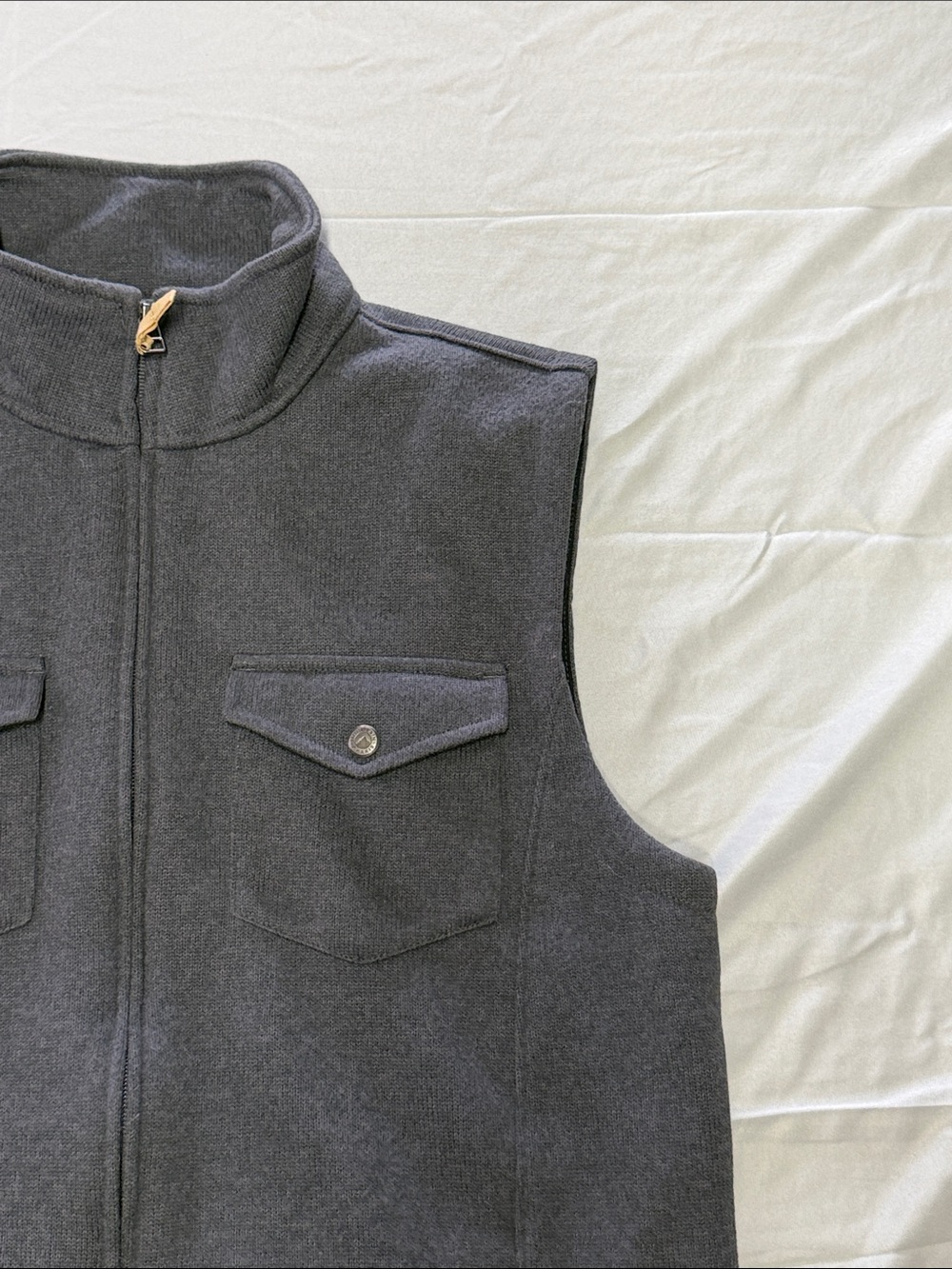 Men's Mountain Khakis MK Jackson Hole Wyoming Dark Charcoal Zip Front Vest